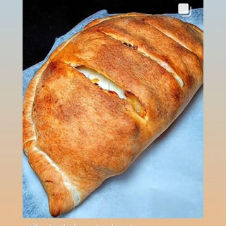 Hawaiian Calzone