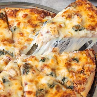 Alfredo Chicken Pizza